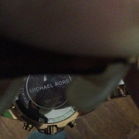 Michael Kors watch - Picture 4 of 5